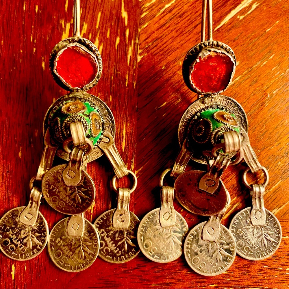 Very beautiful earrings, unusual, handmade:)